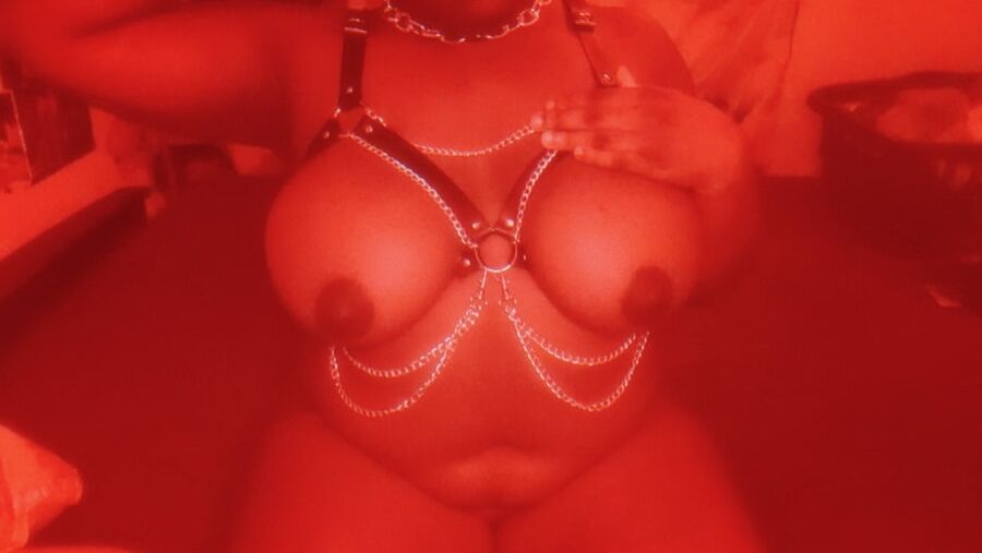 Roxie in red