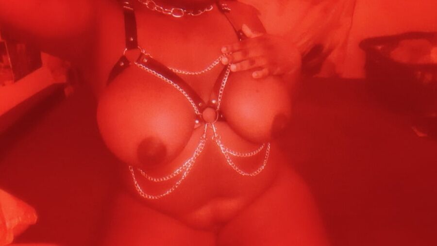 Roxie in red