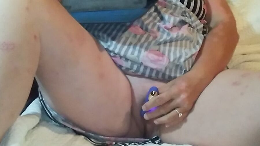 Rubbing my pissy