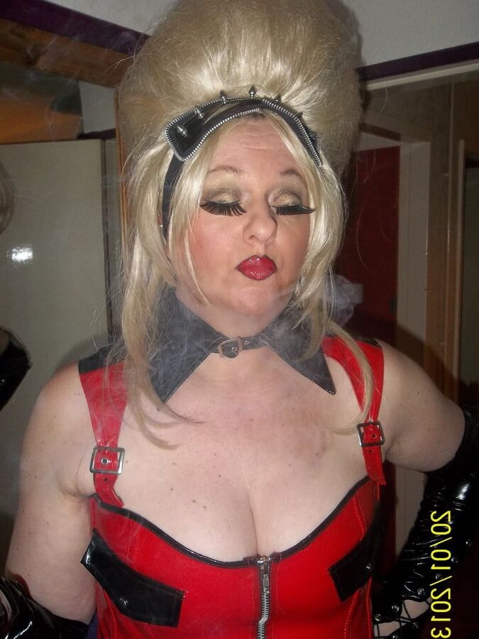 SUNDAY WORSHIP MISTRESS
