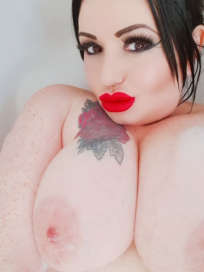 Big tits Mature milf  loves cock and cum what a slut