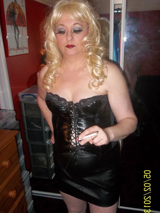 BLING WHORE