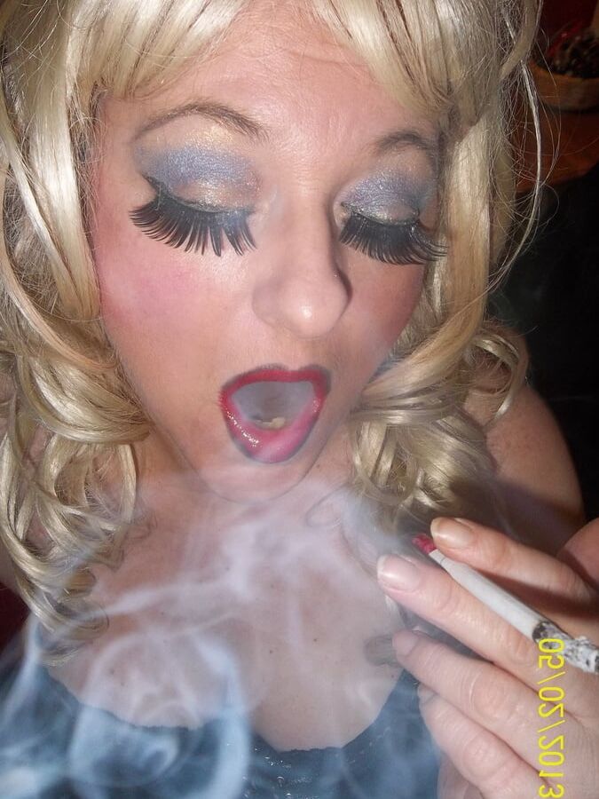 BLING WHORE