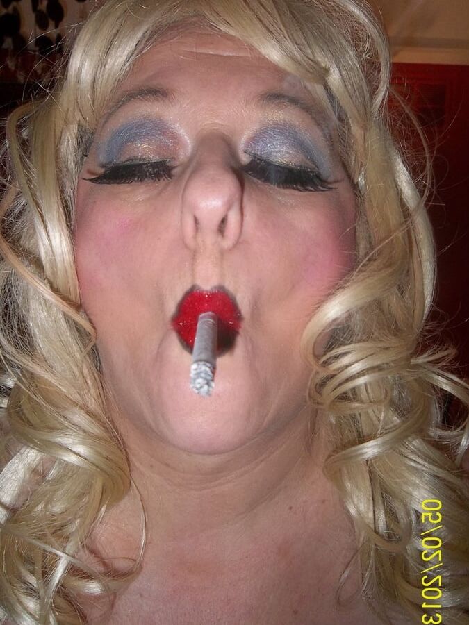 BLING WHORE