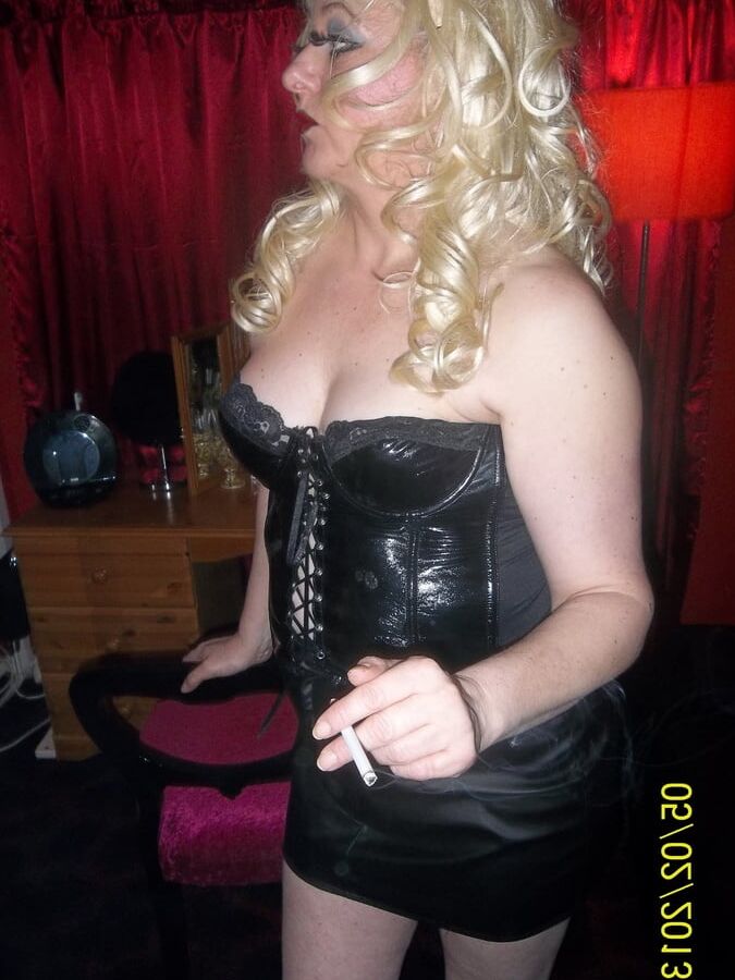 BLING WHORE