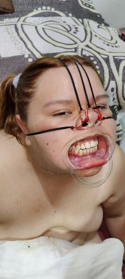 Face bondage Nose hook