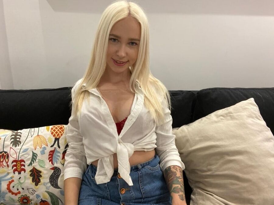 Big Tits Teen (18+) Wet Pussy Masturbation