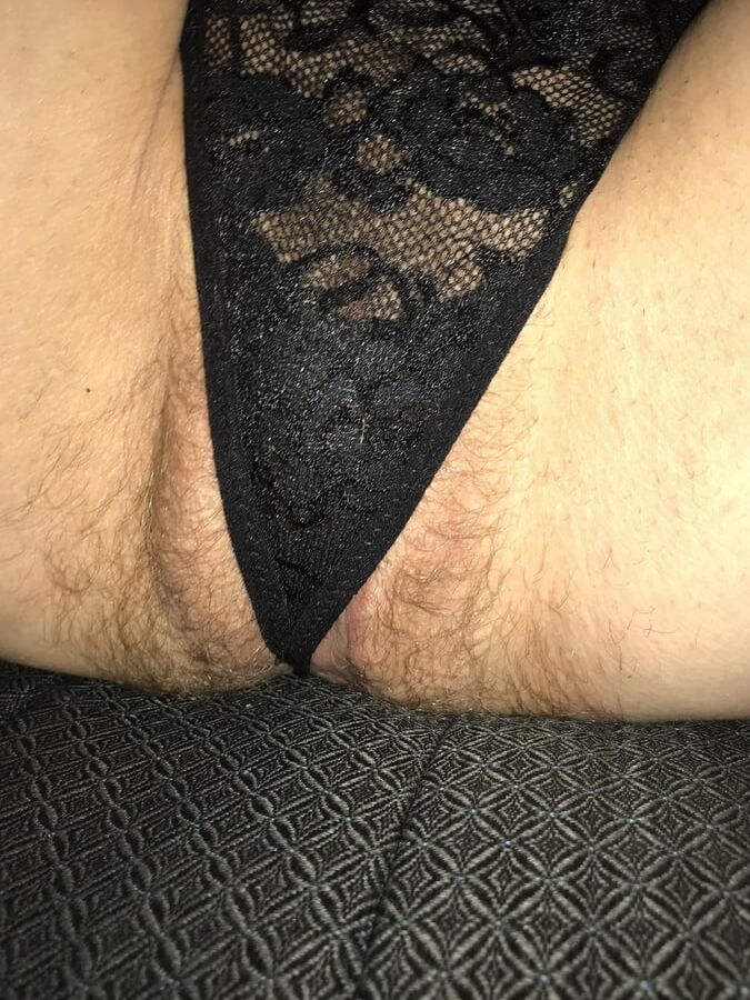 Hot Wet Hairy Pussy American Milf 01