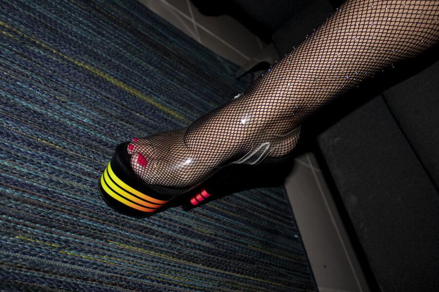 Foot fetish Goldilocks018