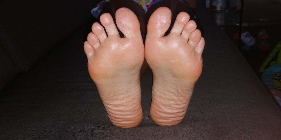 Foot fetish Goldilocks018