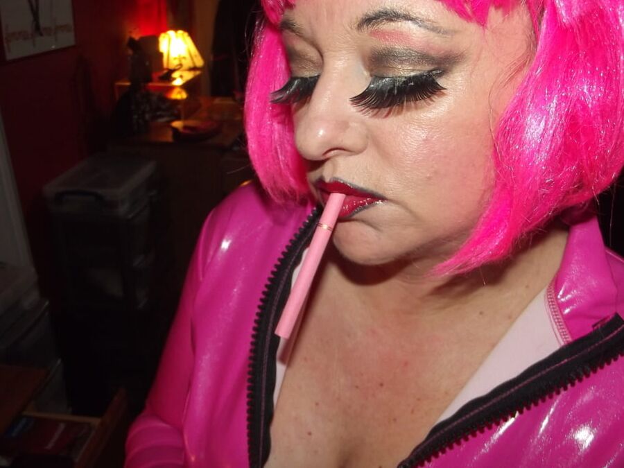 SLUT PINK
