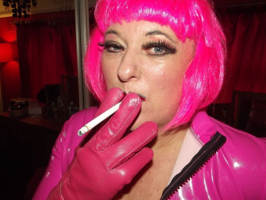 SLUT PINK