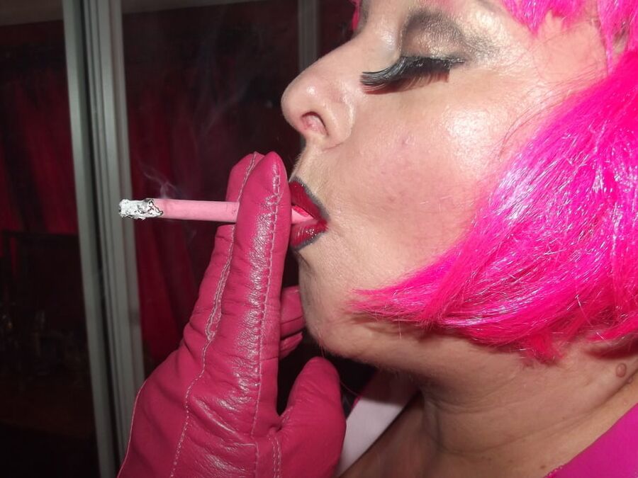 SLUT PINK