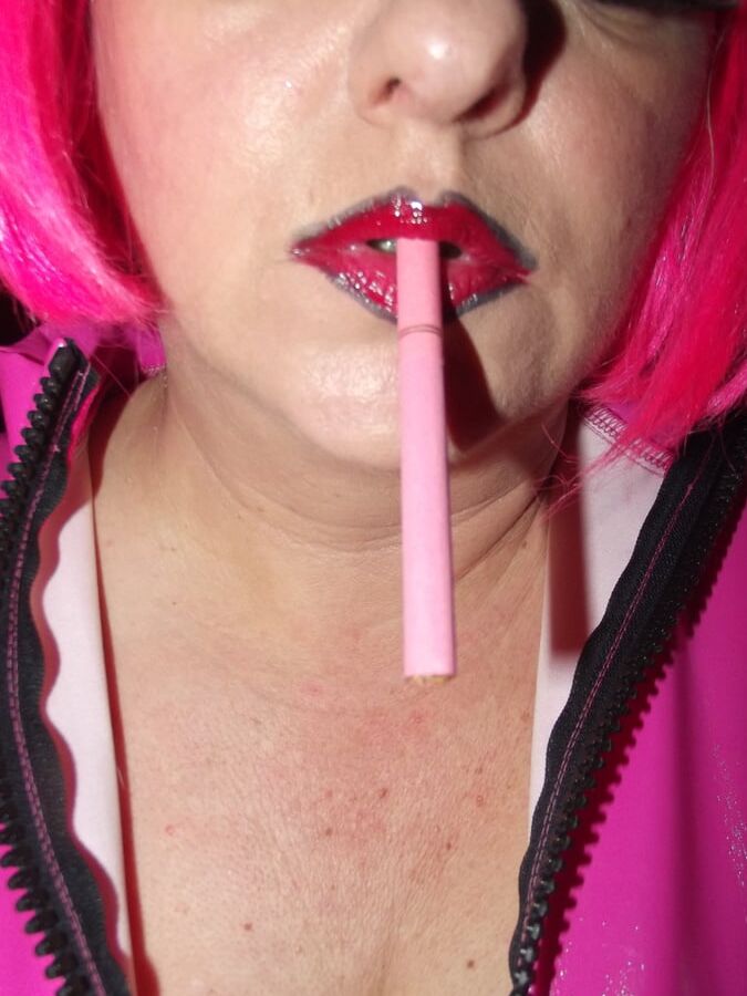 SLUT PINK