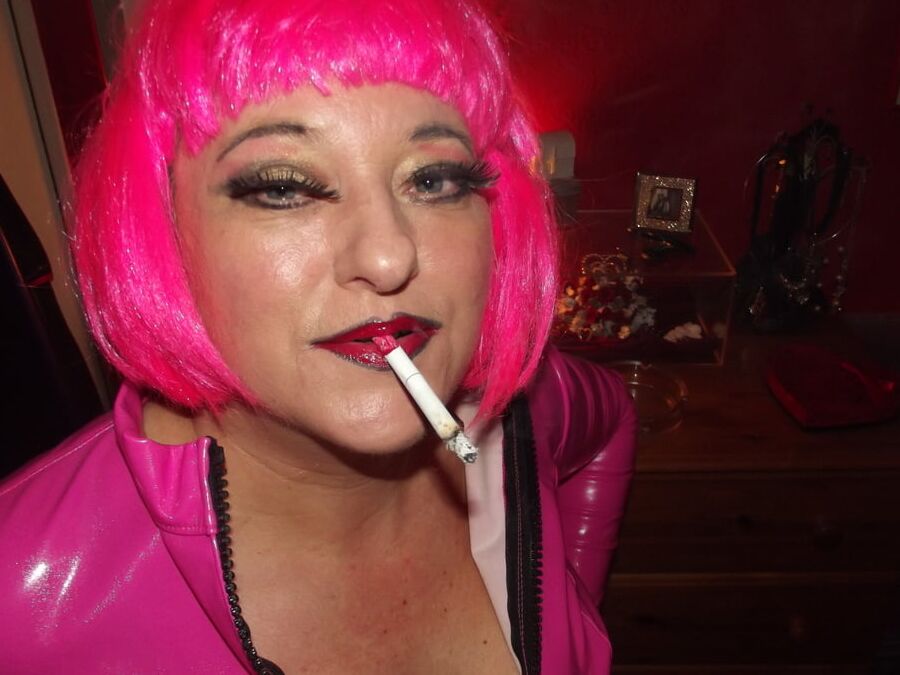 SLUT PINK