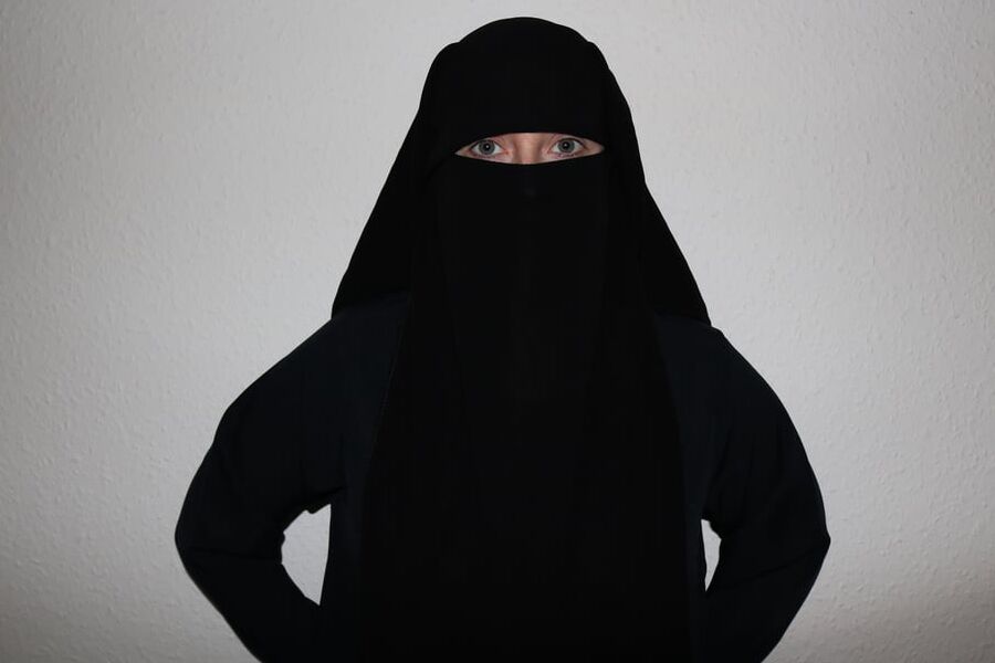 Burqa Niqab Stockings and Suspenders