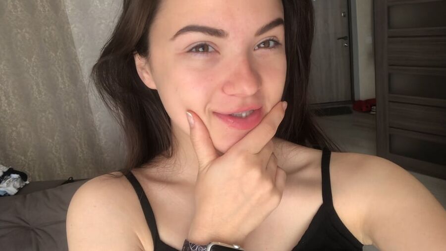 Hot Masturbation In The Morning with Horny Teen (18+) Babe