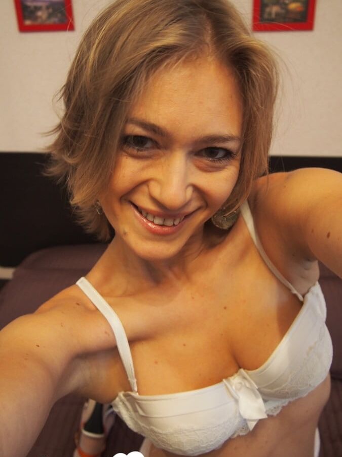 My friend's mom sent me these amazing selfies