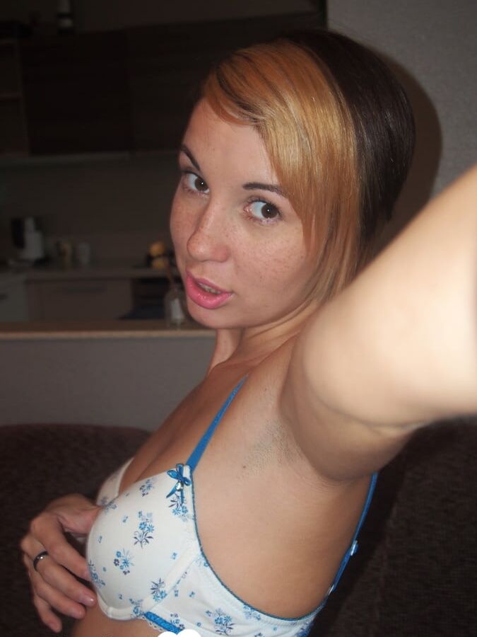 Teen with small tits enjoys some teasing