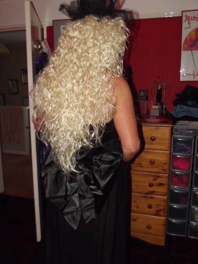 BURLESQUE SHIRLEY