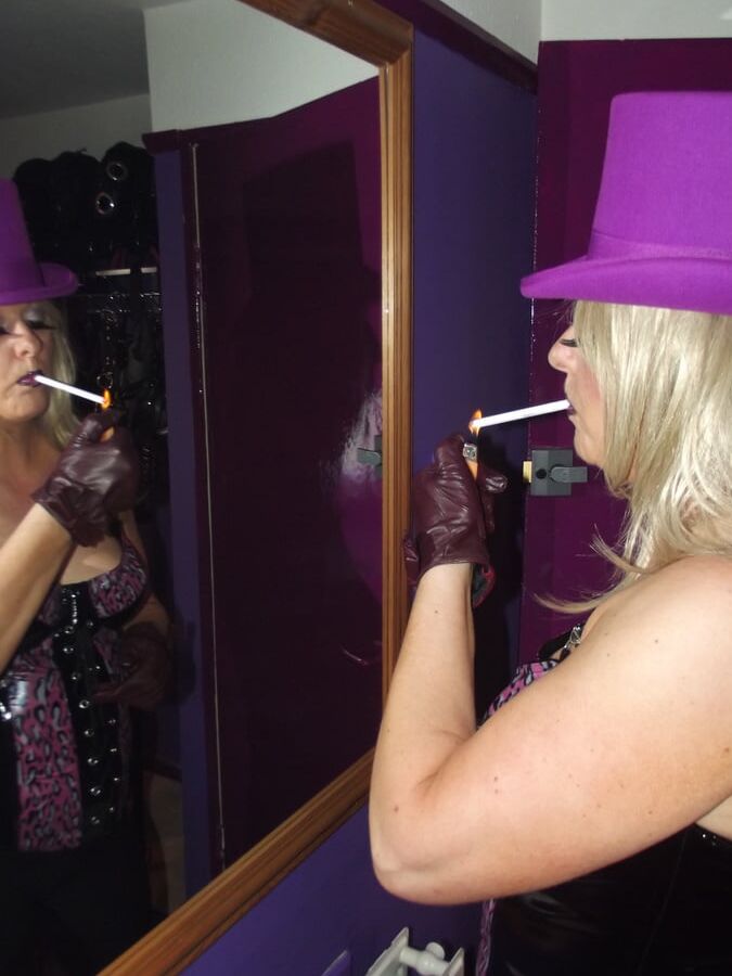 TOP HAT