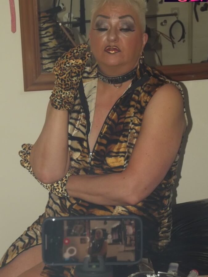 MISTRESS SMOKE PT 21