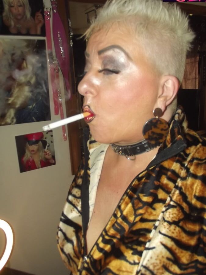 MISTRESS SMOKE PT 21