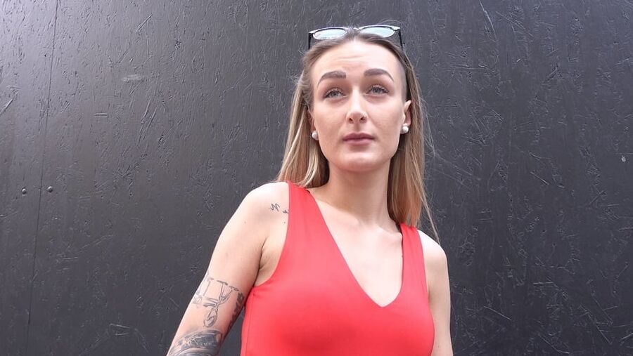 GERMAN SCOUT - SKINNY FIT TEEN ELENA LUX PICKUP UND ROHER FICK