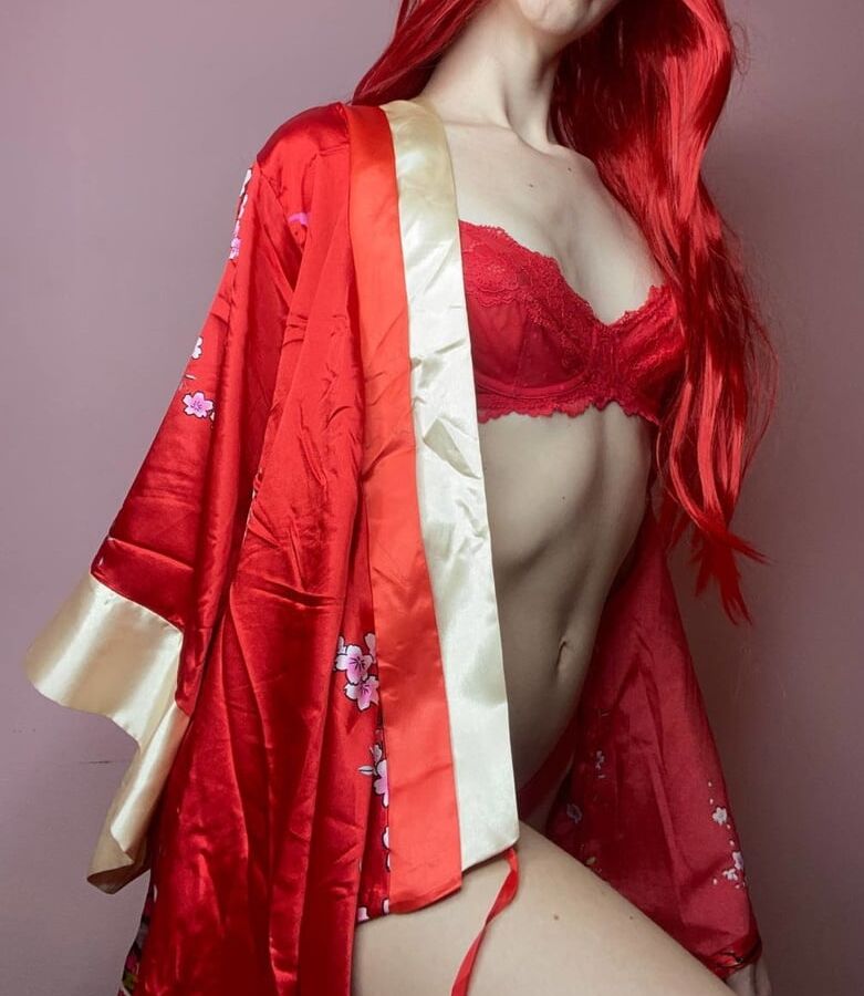 Girl with red hair in kimano