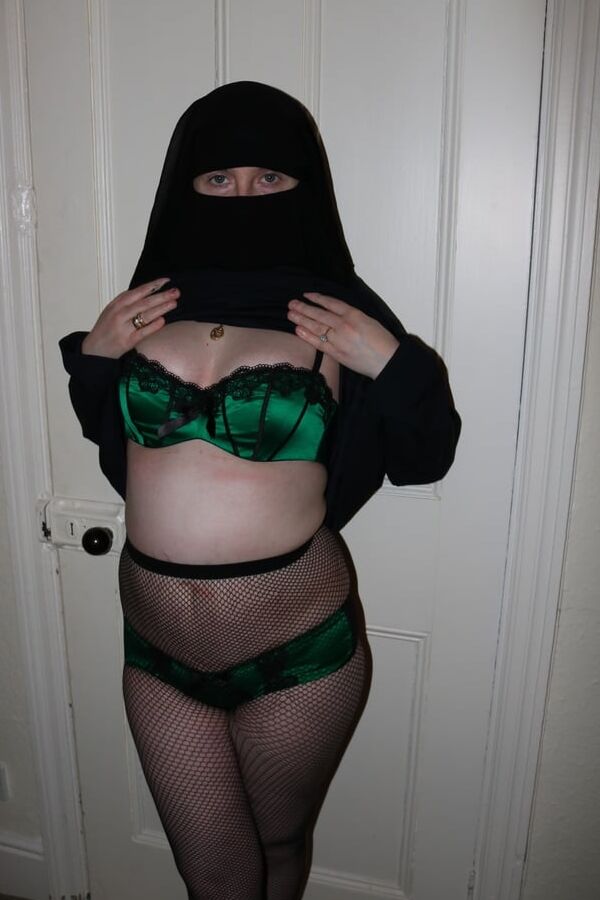Burqa Niqab Fishnet Pantyhose