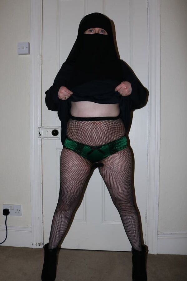 Burqa Niqab Fishnet Pantyhose