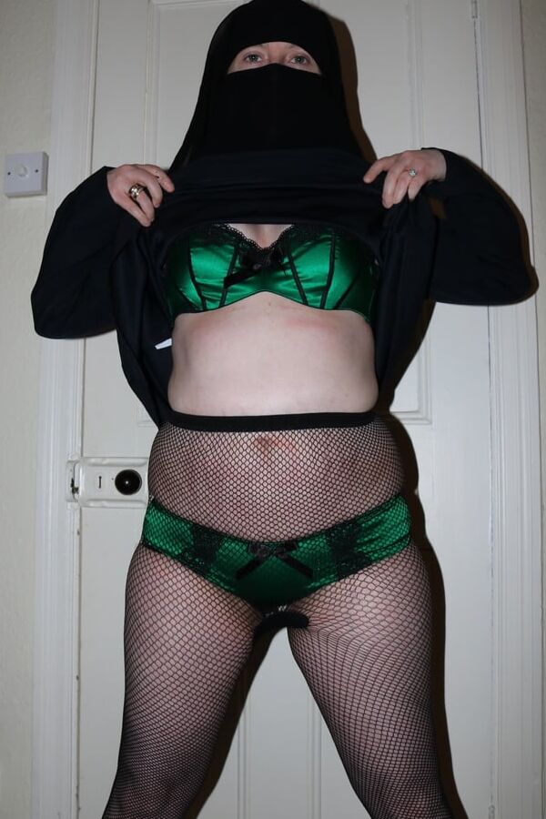 Burqa Niqab Fishnet Pantyhose