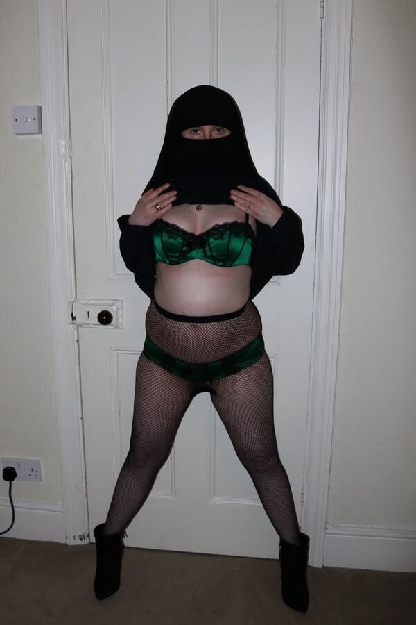 Burqa Niqab Fishnet Pantyhose
