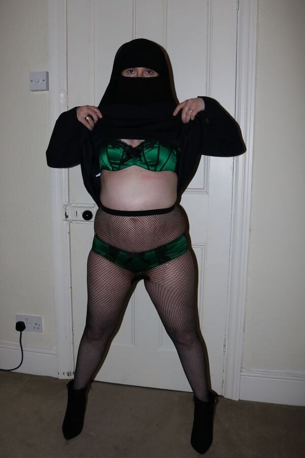 Burqa Niqab Fishnet Pantyhose