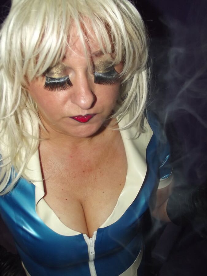 BANK HOLIDAY NURSE