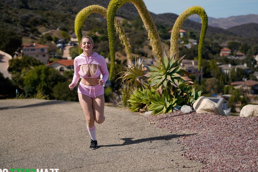 Blake Blossom - Going For A Jog