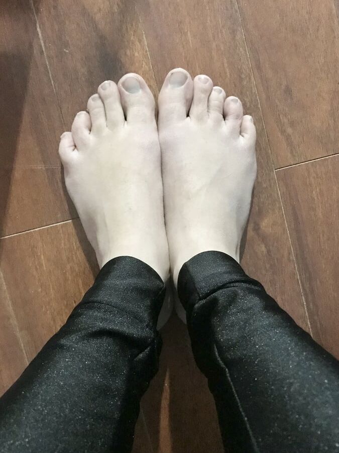 Foot Fetish and Footjob