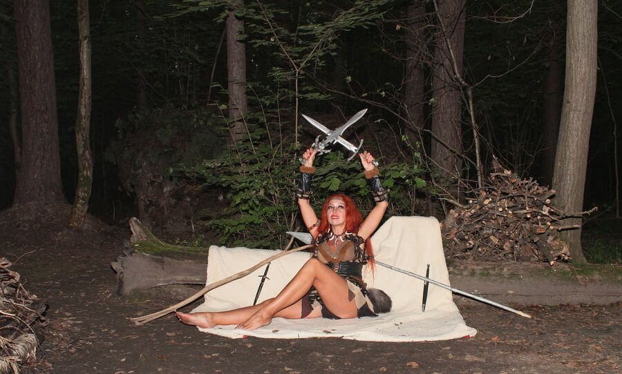 Warrior maidens on the carpet