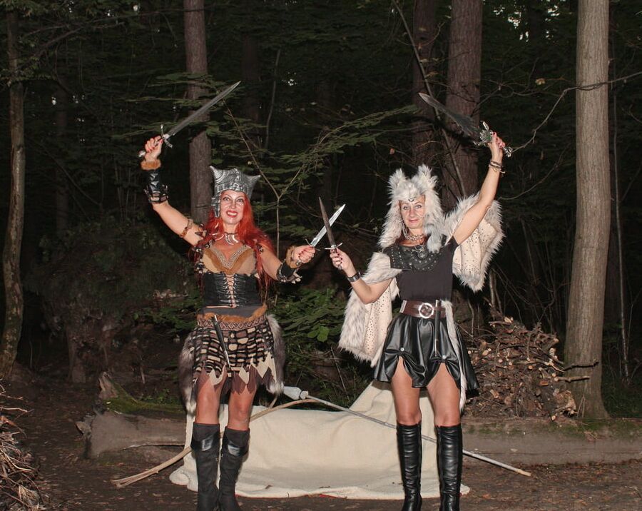 Warrior maidens on the carpet