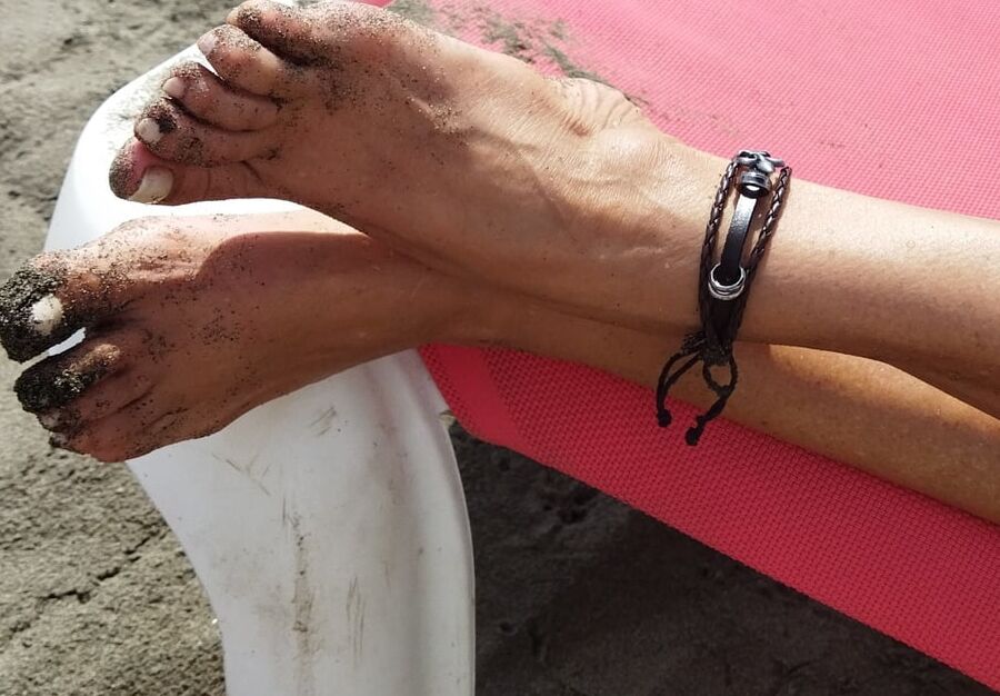 For feet lovers - summer edition
