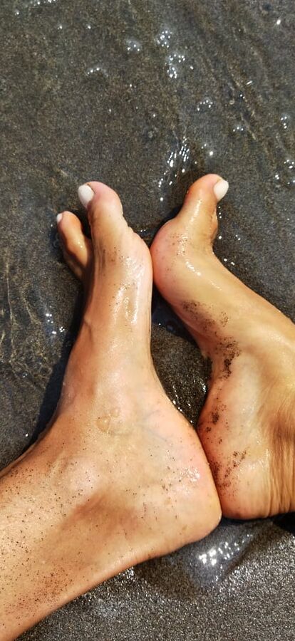 For feet lovers - summer edition