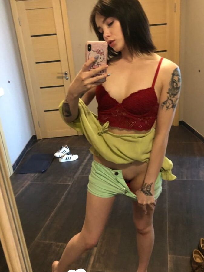 Dirty brunette knows what we want to see