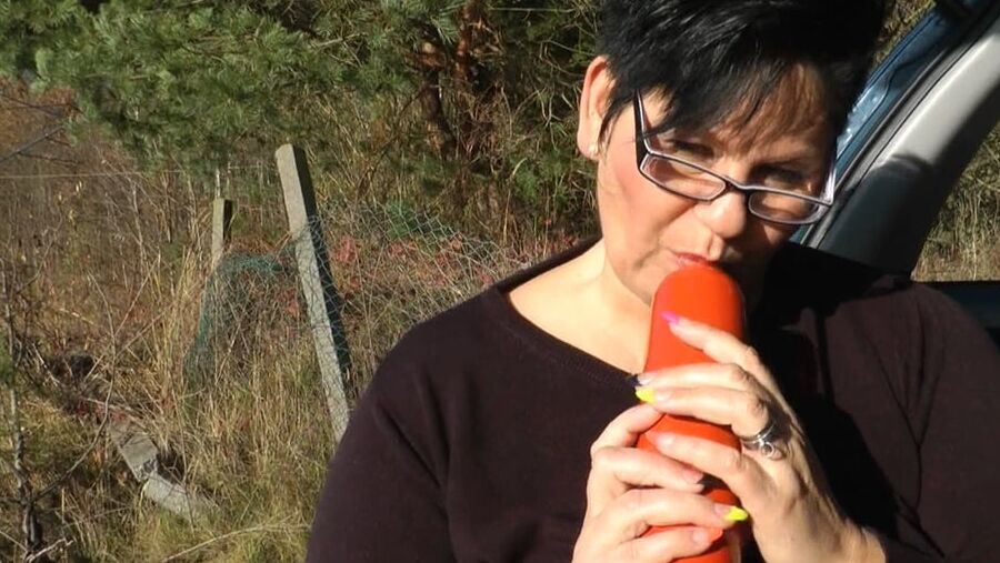 Annadevot - SAUSAGE is horny