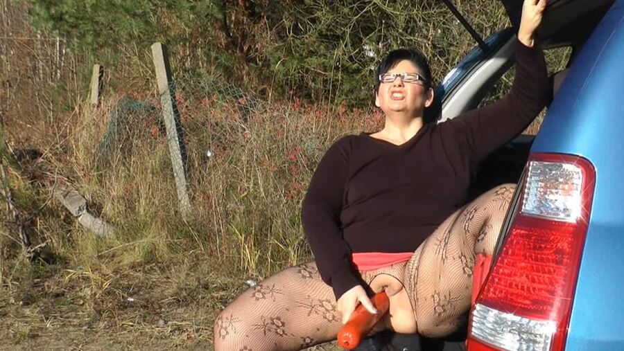 Annadevot - SAUSAGE is horny