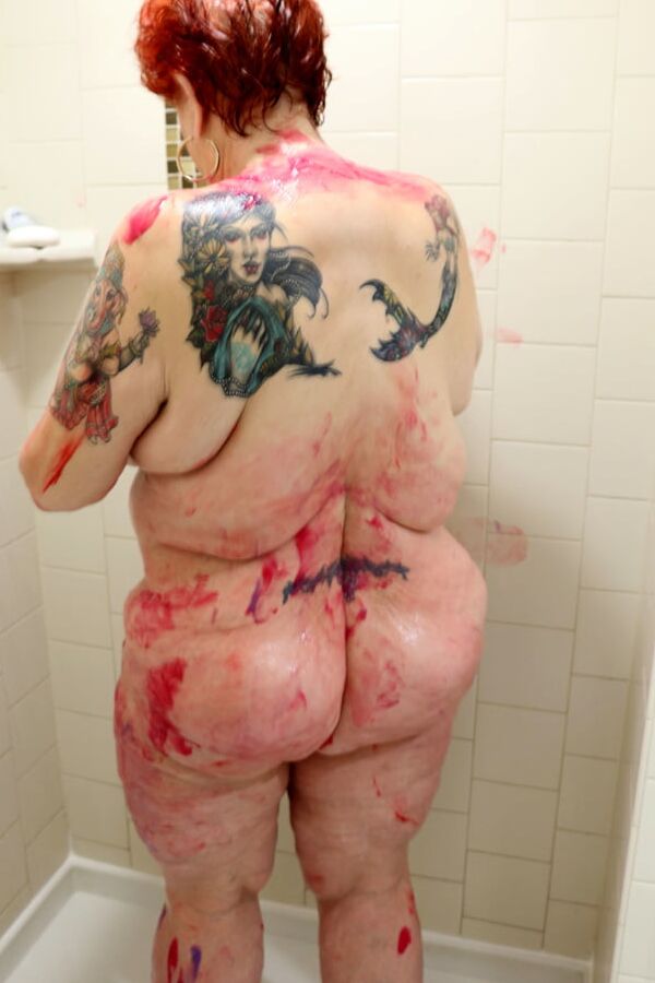 Mature Goddess Shower Fun
