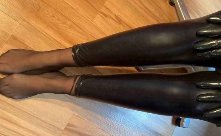 Leggings and Nylon Feet