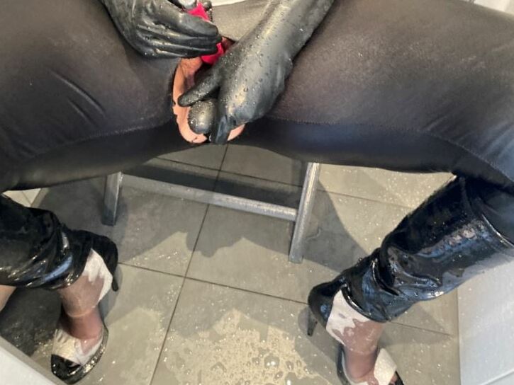 Leggings, Boots and Masturbation in Shower