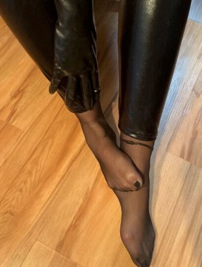 Leggings and Nylon Feet