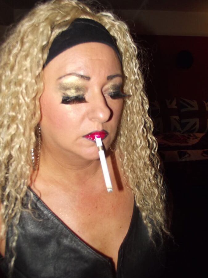 ALL LEATHER WHORE