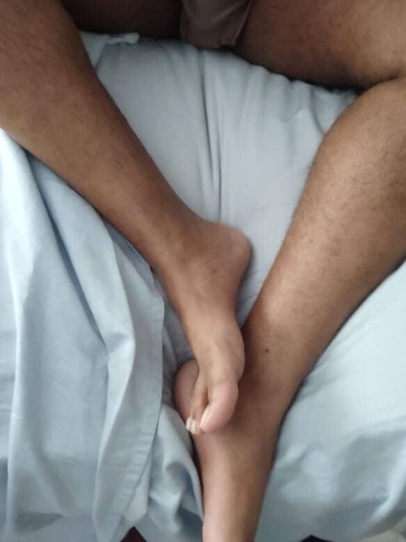 My awesome man feet 1
